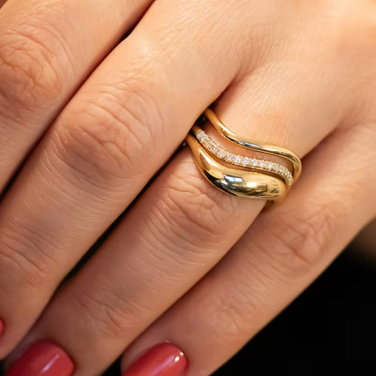 Elegant Våg ring | Tillsammans mot bröstcancer
